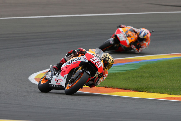 Honda clinches 2014 Triple Crown at Valencia MotoGP; Marc Marquez clocks record 13th victory of the season