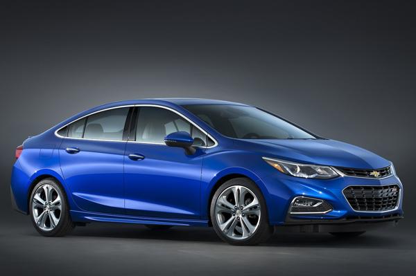 2016 Chevrolet Cruze Unveiled, Coming To India In 2017