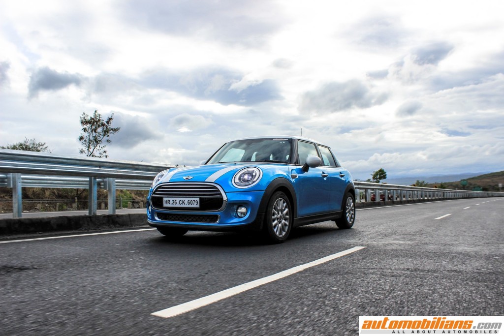 2015 MINI Cooper D 5-Door Hardtop Test Drive Review - Automobilians.com