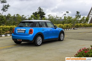 2015 MINI Cooper D 5-Door Hardtop Test Drive Review - Automobilians.com
