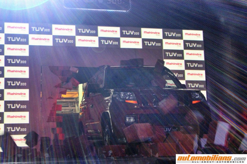 Mahindra TUV300 - Launch - Automobilians (4)