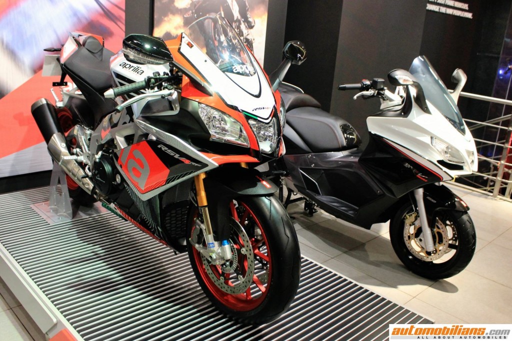 MotoPlex-Vespa-Moto-Guzzi-Aprilia-Pune (3)