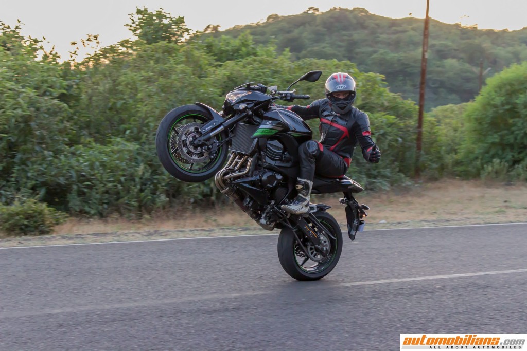 2016 Kawasaki Z800 ABS Test Ride Review Automobilians (8)