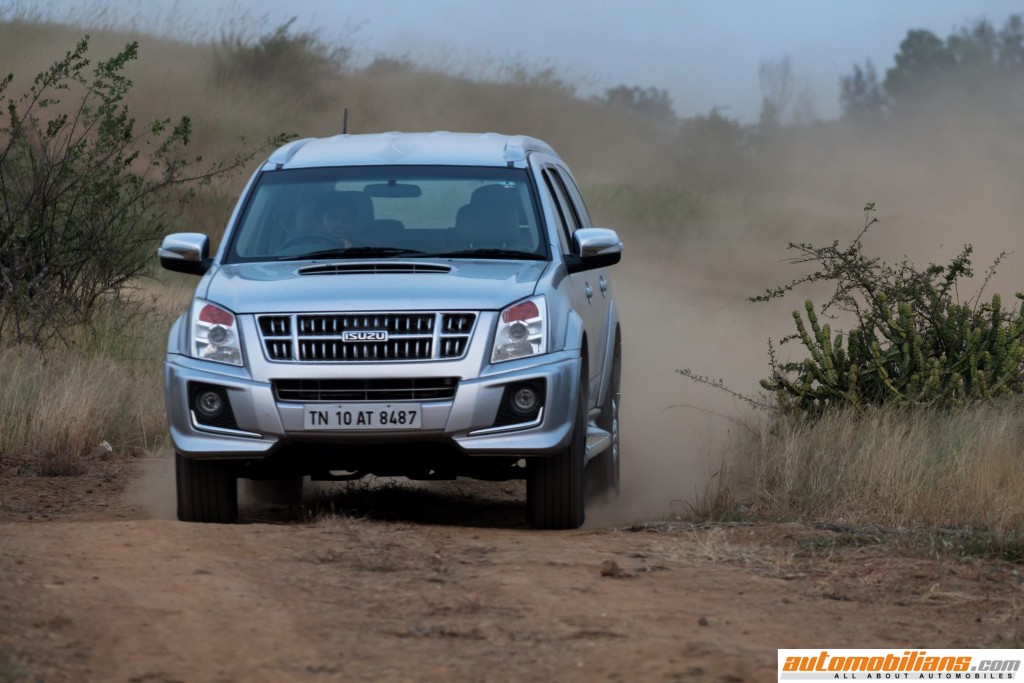 Isuzu-MU-7-India-Review-Automobilians (10)