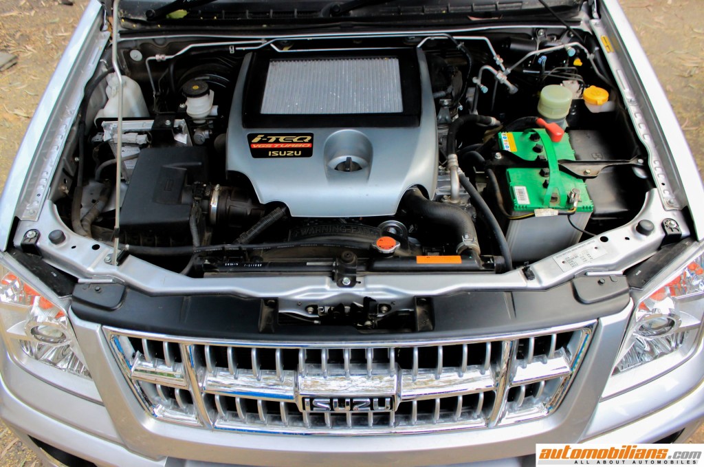 Isuzu-MU-7-India-Review-Automobilians (12)