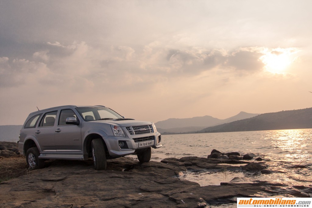 Isuzu-MU-7-India-Review-Automobilians (5)