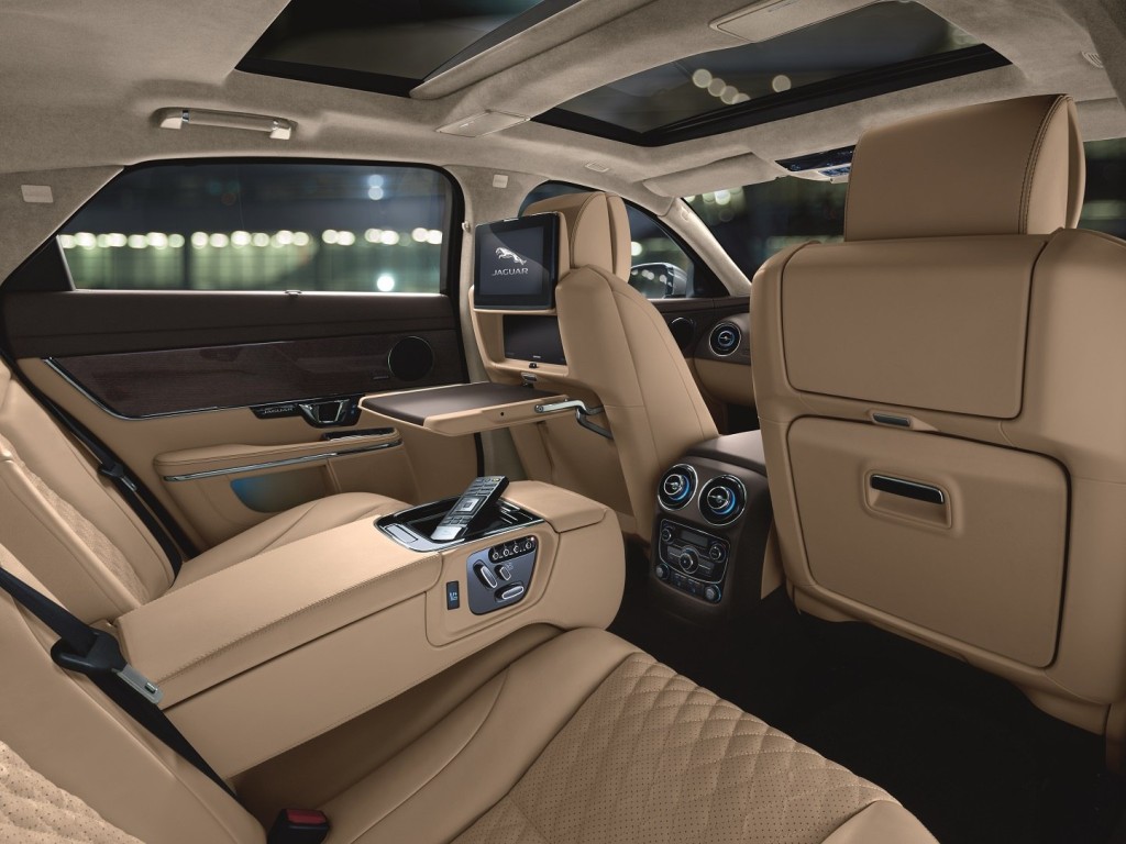 2016-Jaguar-XJ-Facelift-Automobilians-2