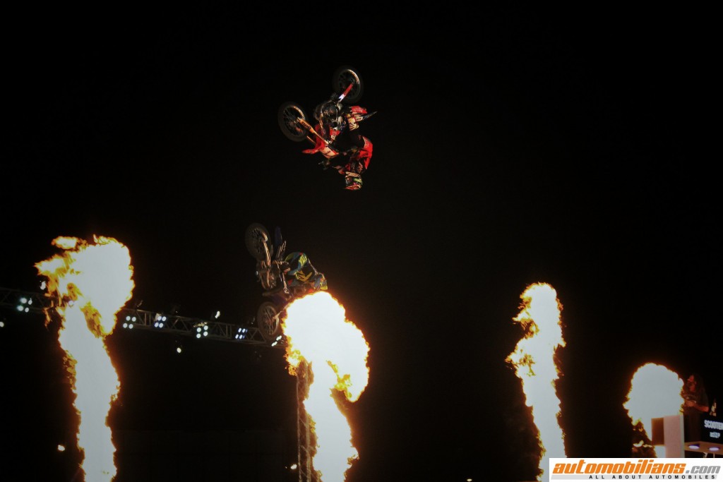 Nitro-Circus-Apollo-Bike-Tyres-Automobilians (20)