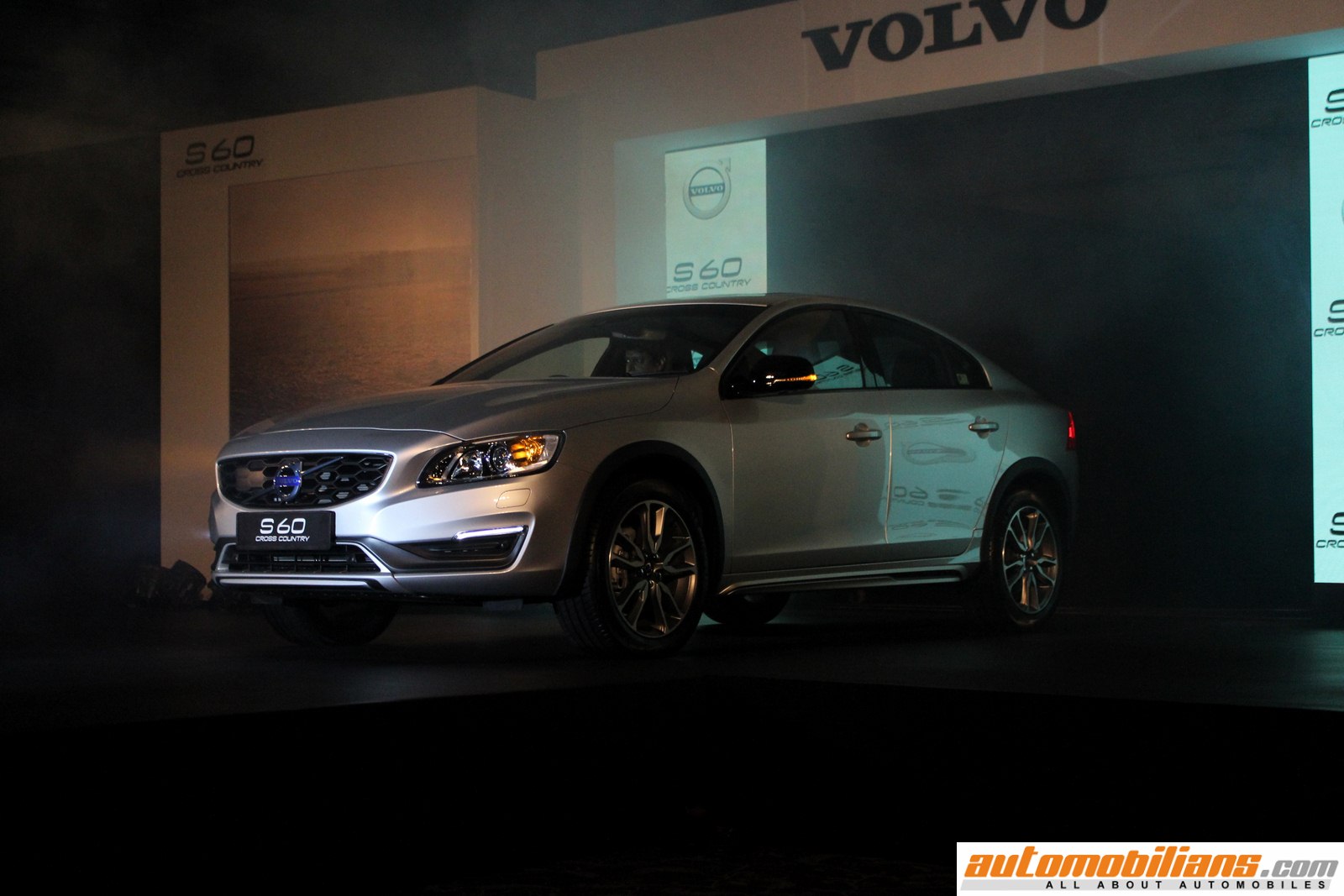 Volvo S60 Cross Country Launched In India A Rs. 38.90 Lakhs (Ex-Showroom, Mumbai, Without Octroi)