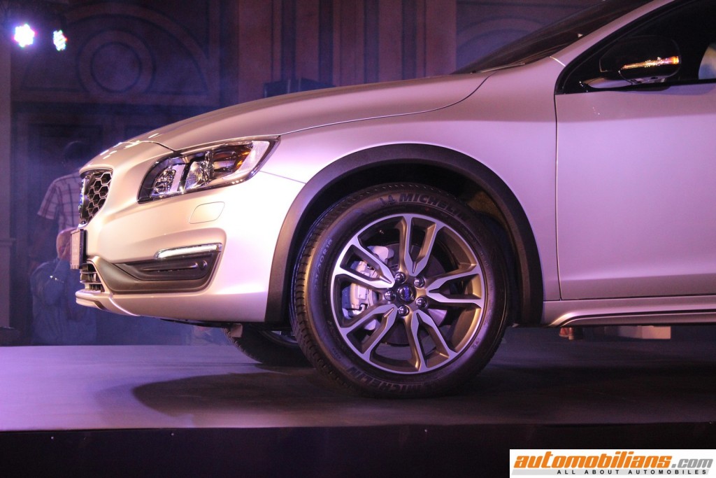 Volovo-S60-Cross-Country-India-Launch-Automobilians (4)