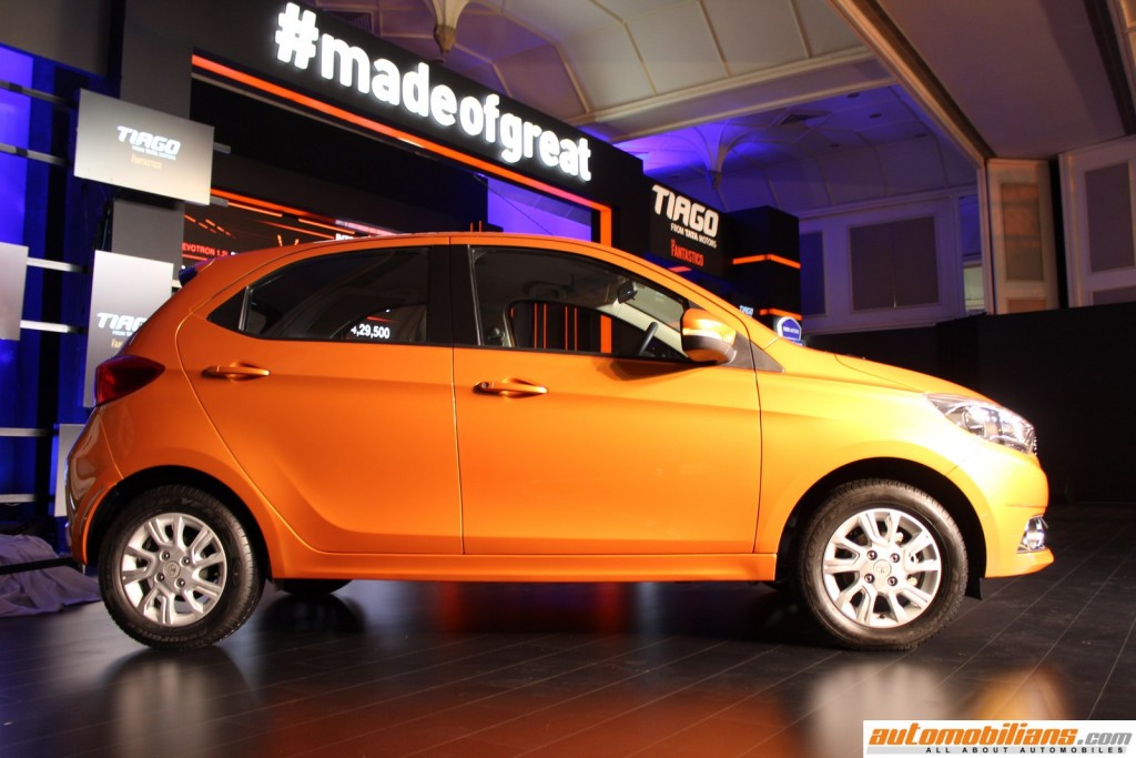 Tata-Tiago-Launch-Automobilians (10)