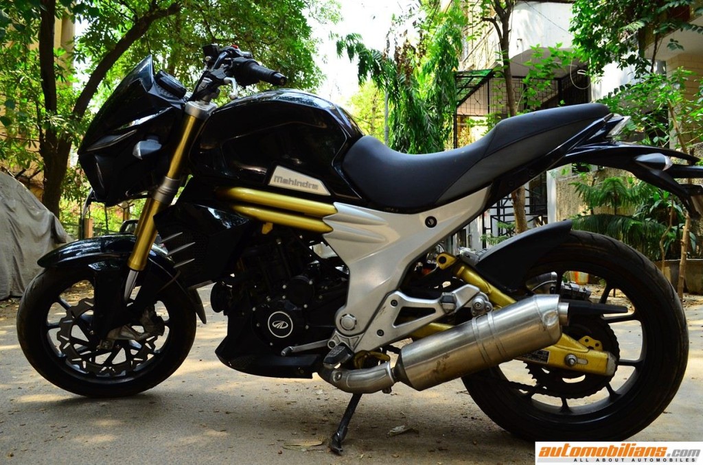 2016-Mahindra-Mojo-Review-Automobilians (1)