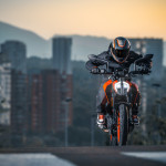 2017-KTM-Duke-390-Unveiled-2016-EICMA-Automobilians (2)