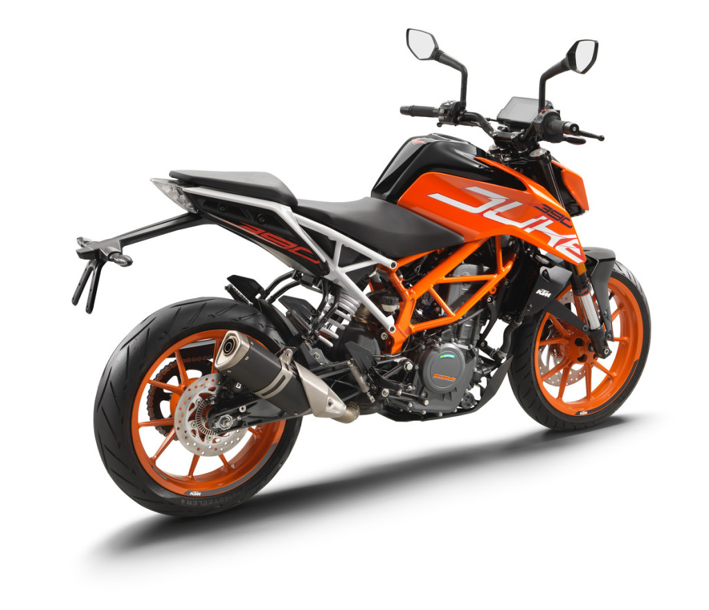 2017-KTM-Duke-390-Unveiled-2016-EICMA-Automobilians (20)