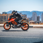 2017-KTM-Duke-390-Unveiled-2016-EICMA-Automobilians (4)