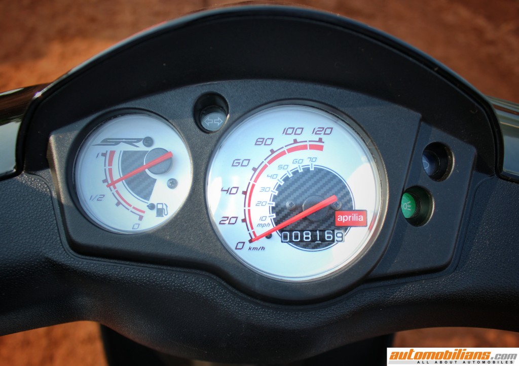 Aprilia-SR-150-Review-Switchgear-Instrument-Cluster (2)