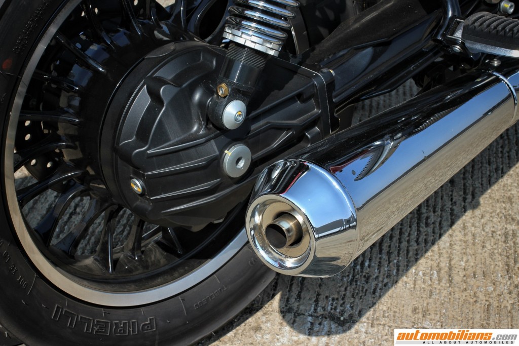 Moto-Guzzi-V9-Roamer-Review-India (10)