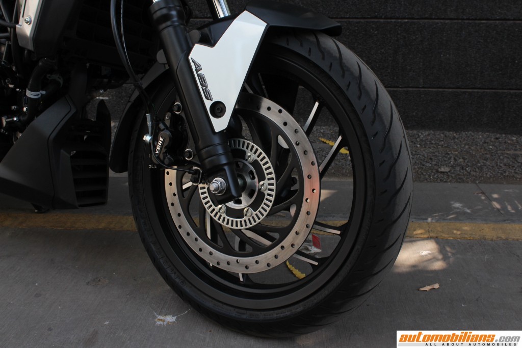 Bajaj-Dominar-400-Review-Automobilians (1)