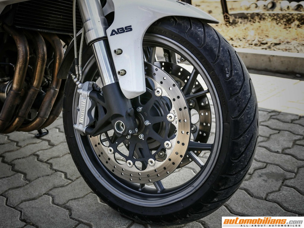 Benelli-TNT-600i-ABS-Test-Drive-Review-Automobilians (4)