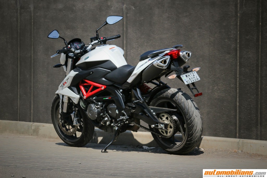 Benelli-TNT-600i-ABS-Test-Drive-Review-Automobilians (9)