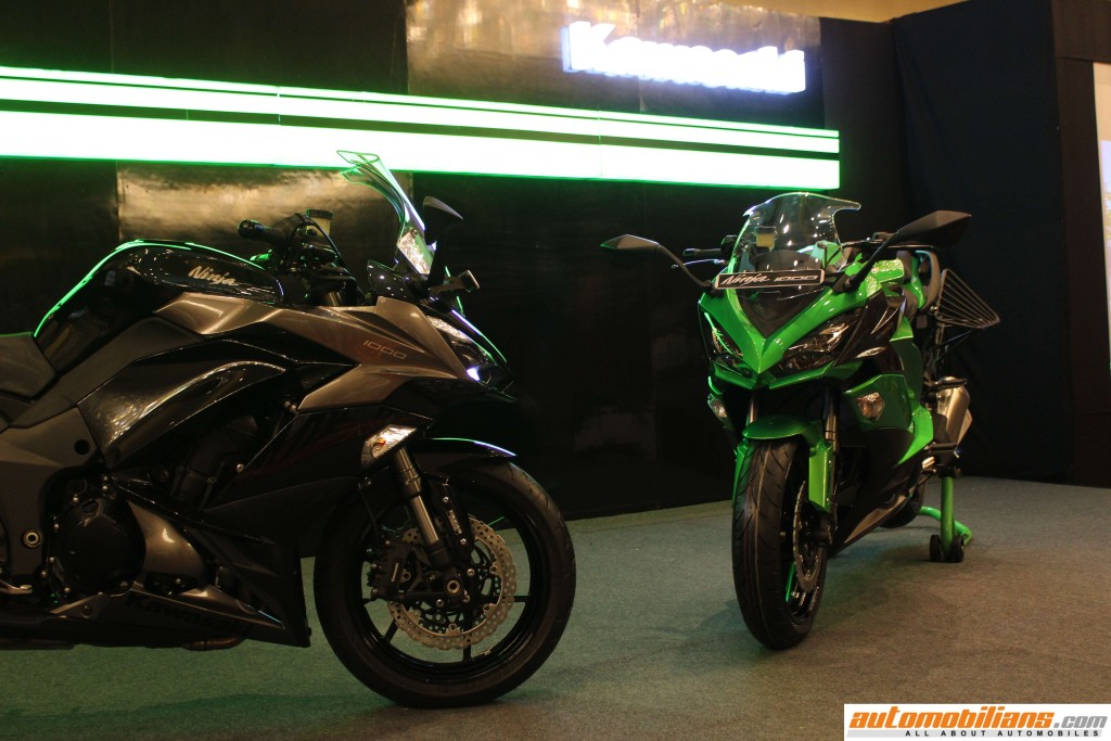 2017-Kawasaki-Ninja-1000-Z900-India-Launch (3)