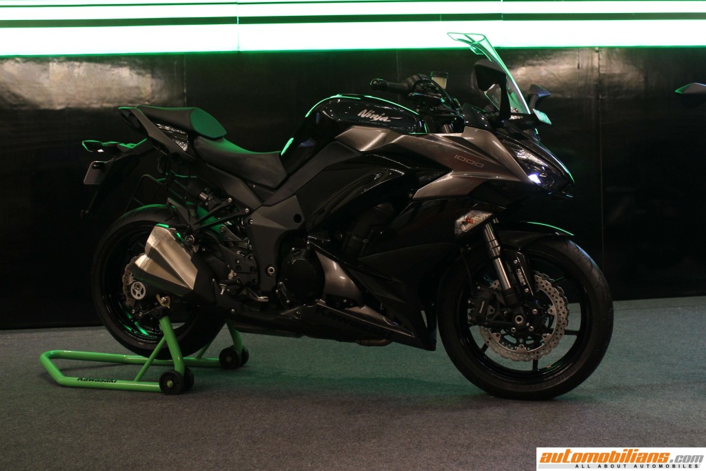 2017-Kawasaki-Ninja-1000-Z900-India-Launch (5)