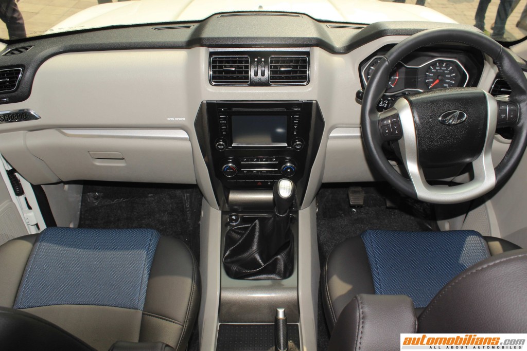 2017-Mahindra-Scorpio-Facelift-India-Launch (5)