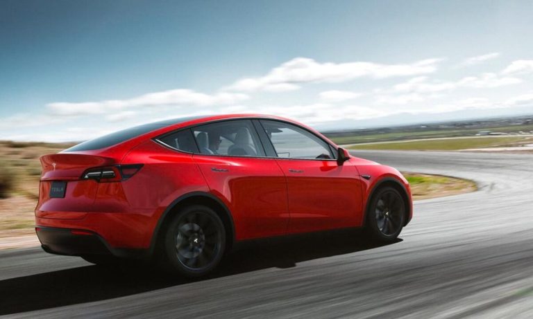 Tesla Model Y in High Demand in Singapore Despite High Pricing